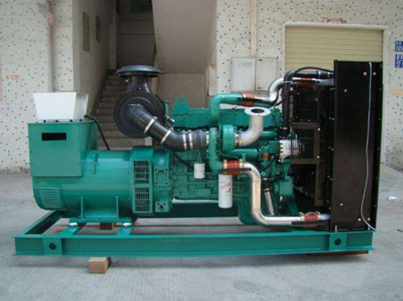 临潭1100kw康明斯柴油发电机组图片 临潭1100kw康明斯柴油发电机组图片